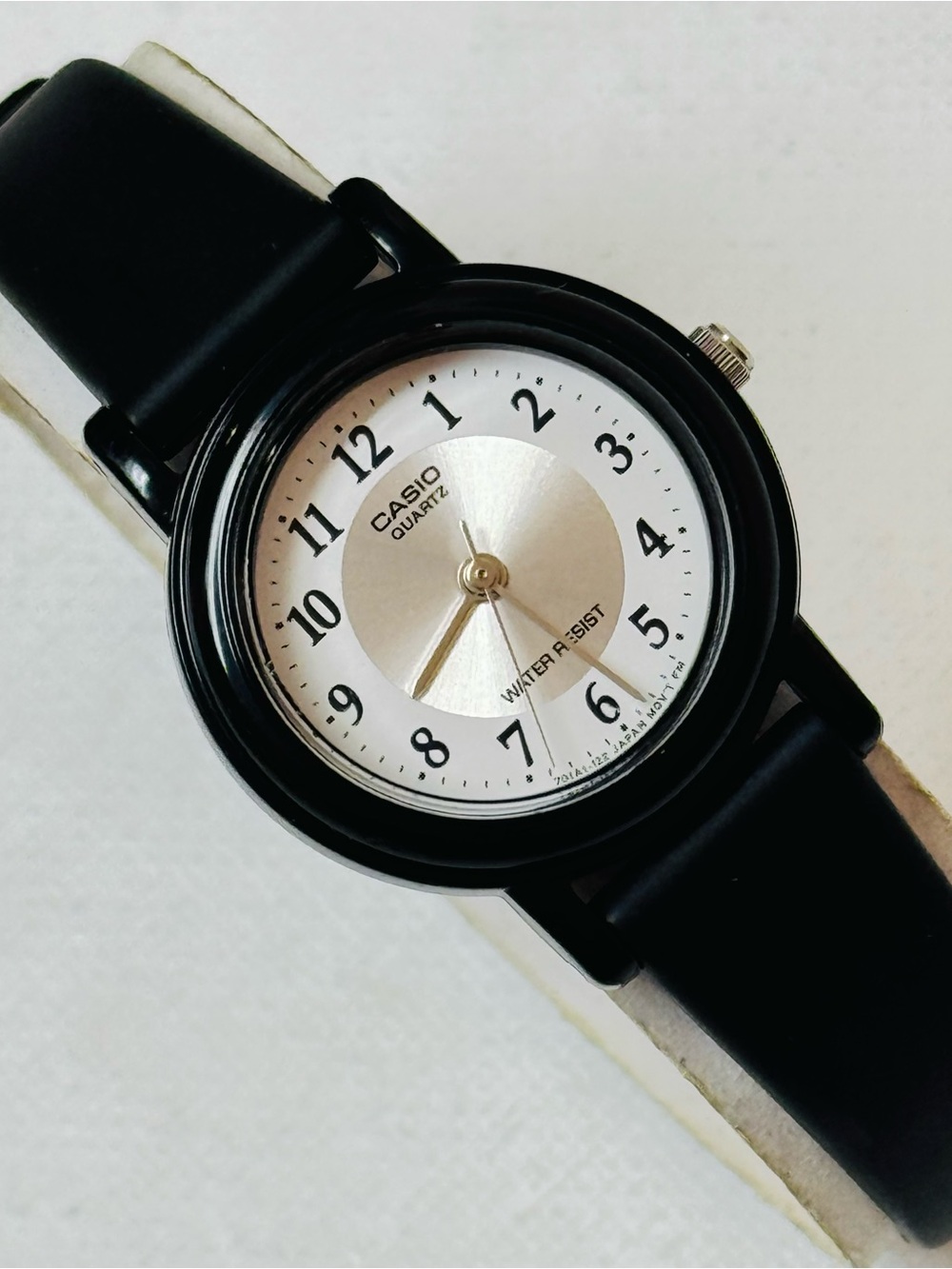 Casio Ultralight Woman's Watch White/Silver Dial Black Plastic 1330 LQ-139